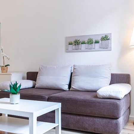 Апартаменты Budget-Friendly 2Br Apt With Great Location Вена Экстерьер фото
