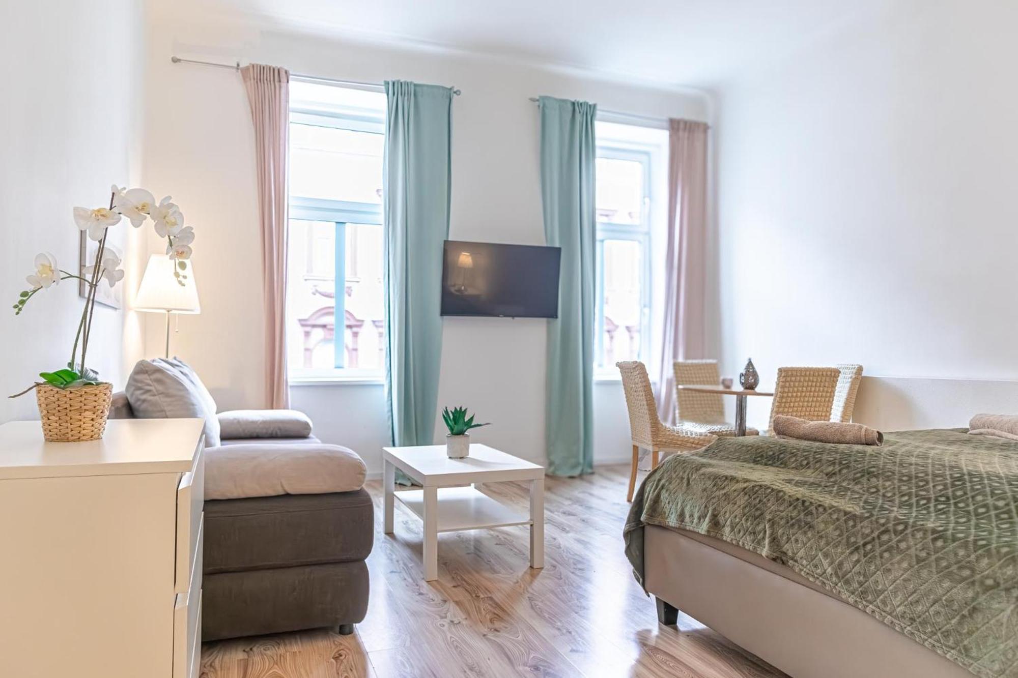 Апартаменты Budget-Friendly 2Br Apt With Great Location Вена Экстерьер фото