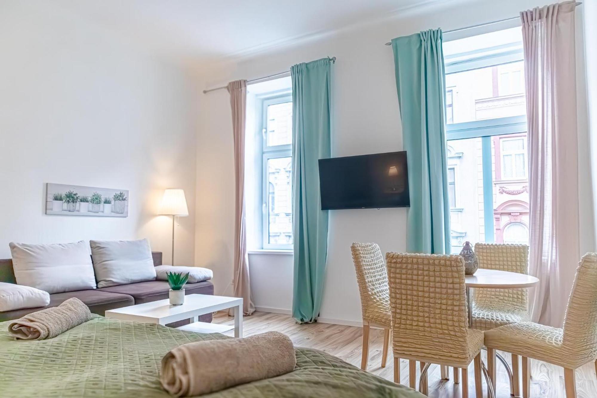 Апартаменты Budget-Friendly 2Br Apt With Great Location Вена Экстерьер фото